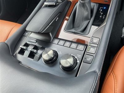 LEXUS LX - 7