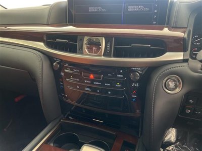 LEXUS LX - 8