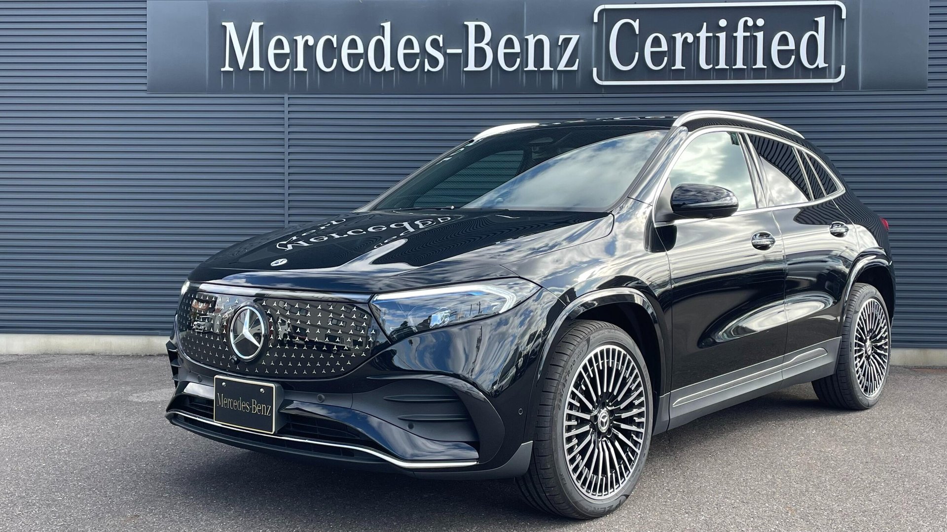 MERCEDES-BENZ EQA - View 1