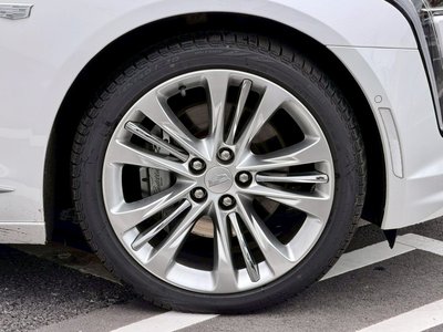 2019 Cadillac CT6 — фото 4