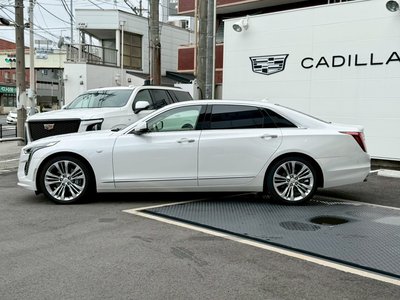 2019 Cadillac CT6 — фото 12