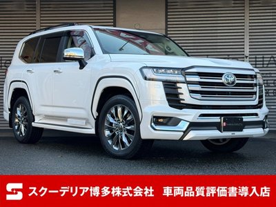 TOYOTA LAND CRUISER 300