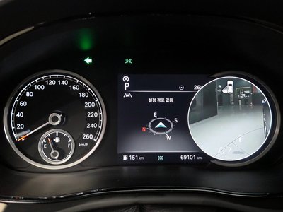 2023 Genesis GV70 — миниатюра 11