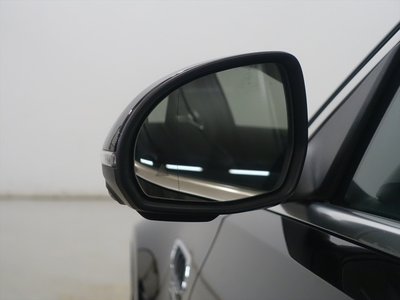 MERCEDES-BENZ C-CLASS AMG - 8