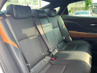 2023 Toyota CROWN CROSSOVER photo 9