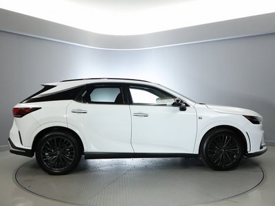 صورة مصغرة 13 لـ 2023 Lexus RX