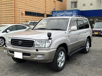TOYOTA LAND CRUISER 100