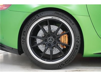 MERCEDES-BENZ GT AMG - 9