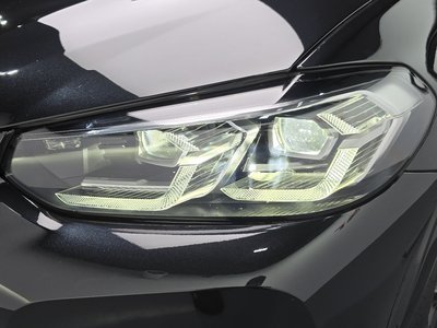 2023 BMW X4 photo 9