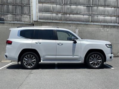 2021 Toyota LAND CRUISER 300 — миниатюра 28