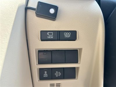2021 Toyota LAND CRUISER 300 — миниатюра 14