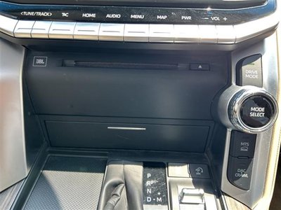 2021 Toyota LAND CRUISER 300 — миниатюра 12