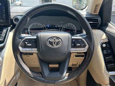 2021 Toyota LAND CRUISER 300 — фото 5