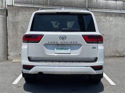 2021 Toyota LAND CRUISER 300 — миниатюра 27