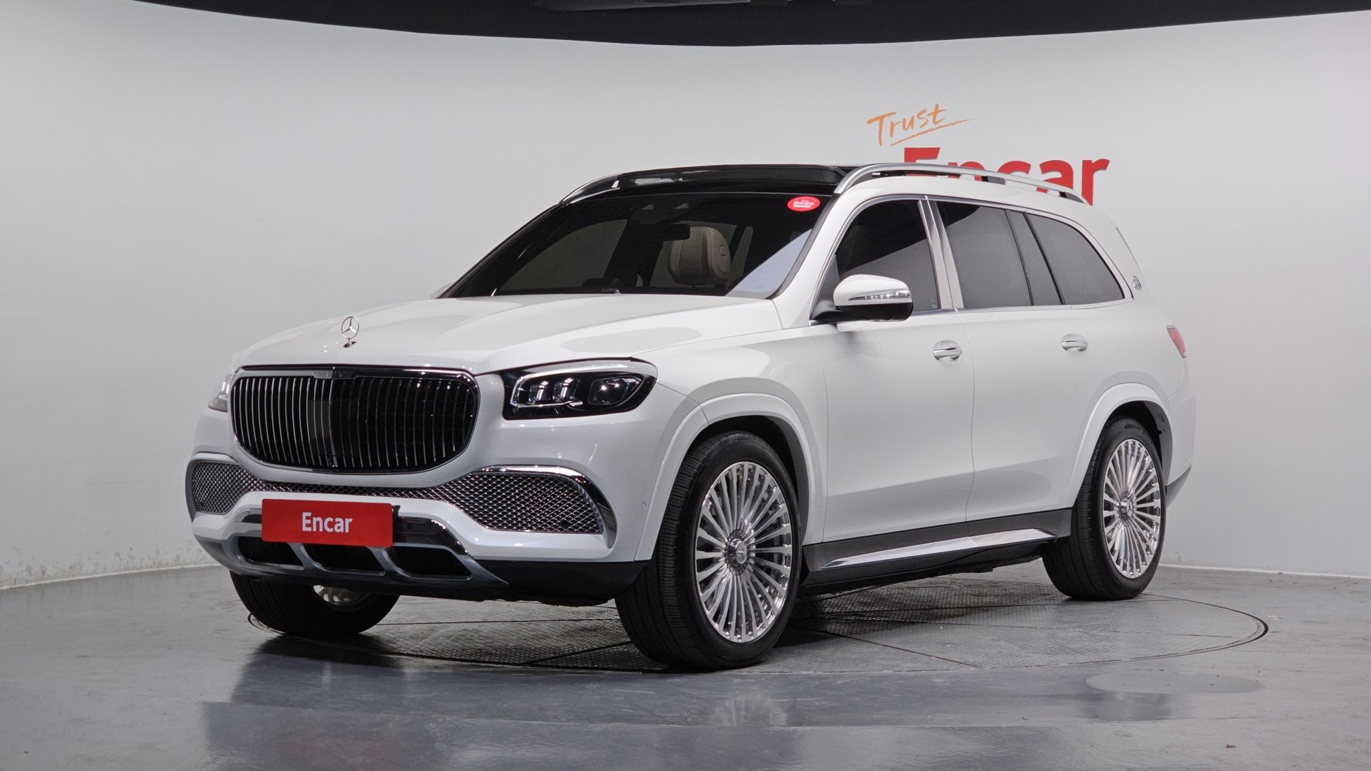 MERCEDES-BENZ GLS - View 1