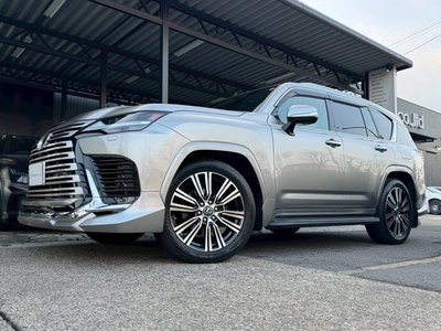 LEXUS LX - 8