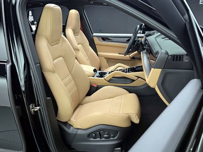 PORSCHE CAYENNE - 10