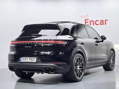PORSCHE CAYENNE - 4