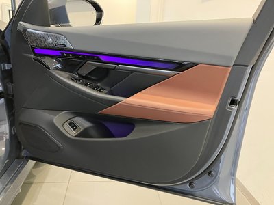 صورة مصغرة 53 لـ 2025 BMW 5 SERIES