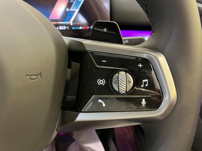 صورة مصغرة 24 لـ 2025 BMW 5 SERIES
