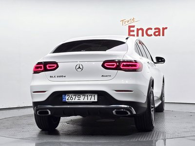 MERCEDES-BENZ GLC - 4