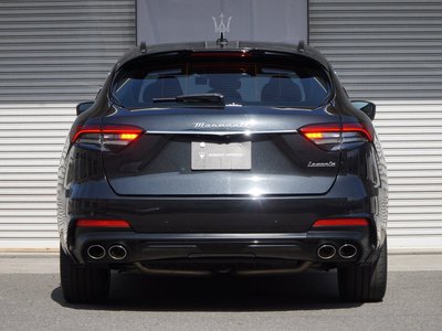 2022 Maserati LEVANTE — фото 6