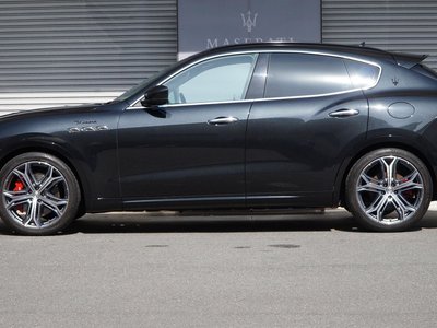 2022 Maserati LEVANTE — фото 4