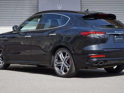 2022 Maserati LEVANTE — фото 5