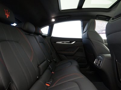 صورة مصغرة 16 لـ 2022 Maserati LEVANTE