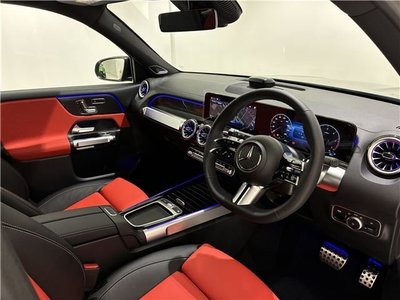 2026 Mercedes-BENZ GLB 照片 2