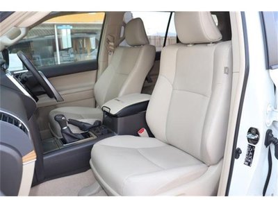 TOYOTA LAND CRUISER PRADO - 6