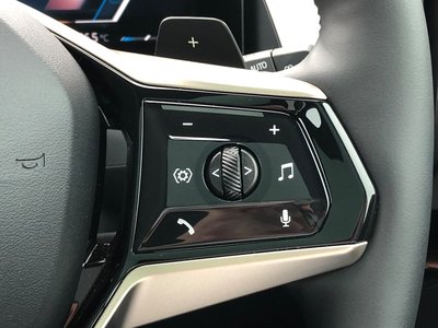 2025 BMW X3 — миниатюра 30