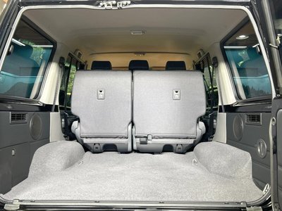 TOYOTA LAND CRUISER 70 - 10