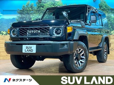 TOYOTA LAND CRUISER 70 - 1