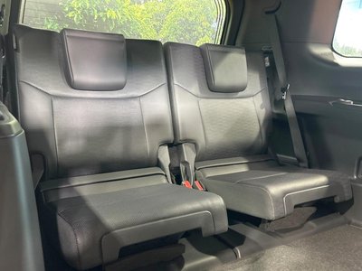 TOYOTA LAND CRUISER 250 - 10