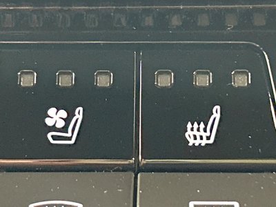 TOYOTA LAND CRUISER 250 - 7