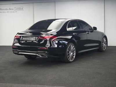 MERCEDES-BENZ E-CLASS - 5