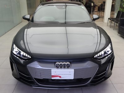 AUDI E-TRON GT QUATTRO - 7