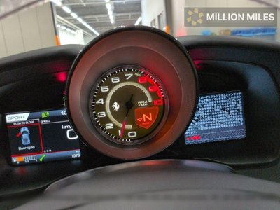 FERRARI F8 TRIBUTO - 6