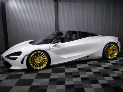 MCLAREN 720S SPIDER - 9