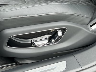 صورة مصغرة 38 لـ 2024 AUDI A8