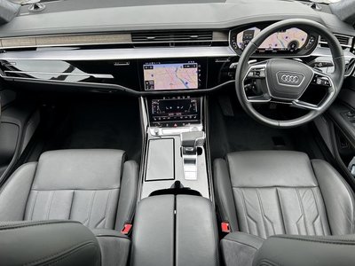 2024 AUDI A8 photo 2