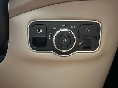 صورة مصغرة 34 لـ 2026 Aston Martin DBX