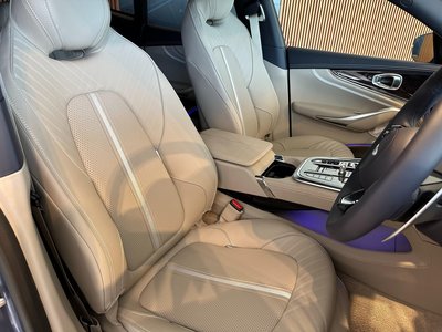 صورة مصغرة 40 لـ 2026 Aston Martin DBX