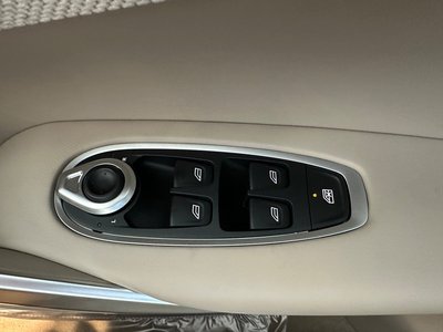 صورة مصغرة 35 لـ 2026 Aston Martin DBX