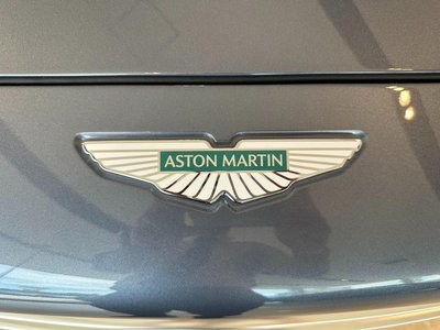 صورة 15 لـ 2026 Aston Martin DBX
