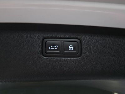 2020 Genesis GV80 thumbnail 19