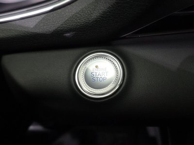 2020 Genesis GV80 thumbnail 16