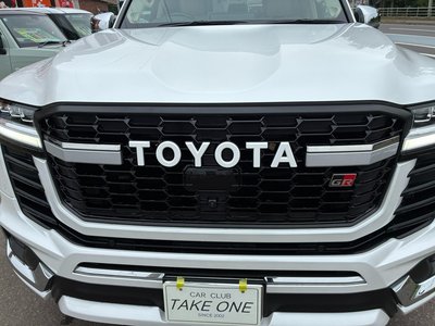 TOYOTA LAND CRUISER 300 - 4