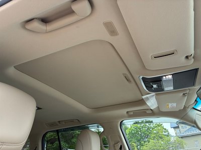 2023 Toyota LAND CRUISER 300 — миниатюра 31